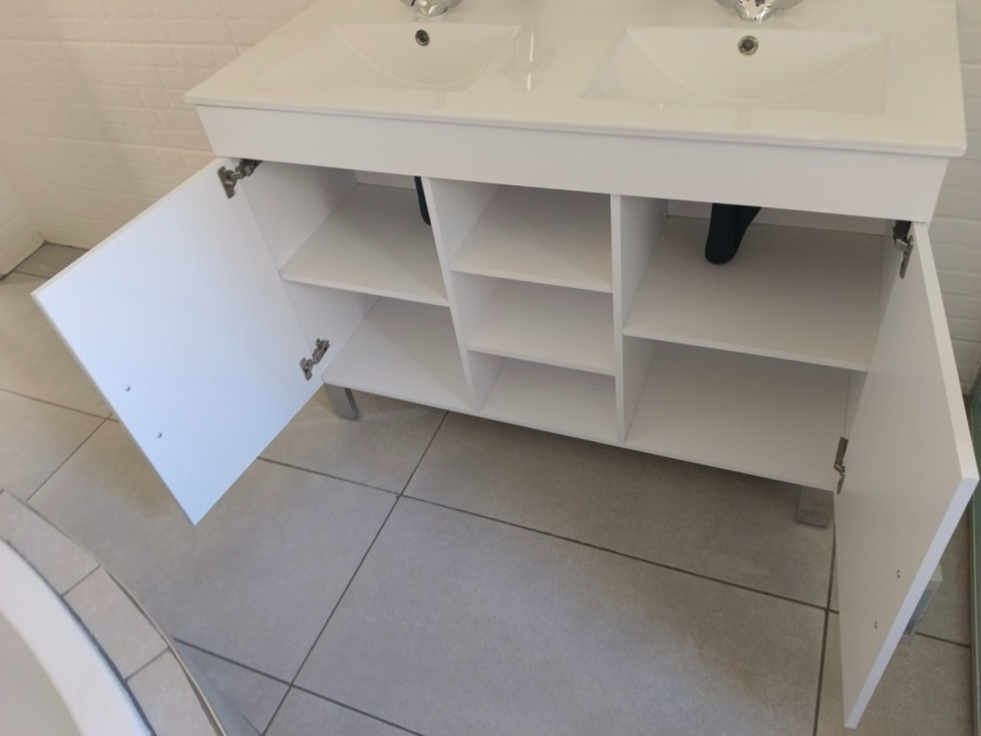 3 Bedroom Property for Sale in Riebeeckstad Free State
